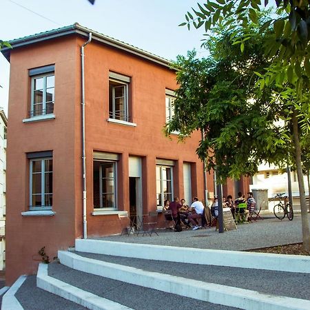 La Maison Rouge - Backpacker Hostel Saint-Etienne  Exterior foto