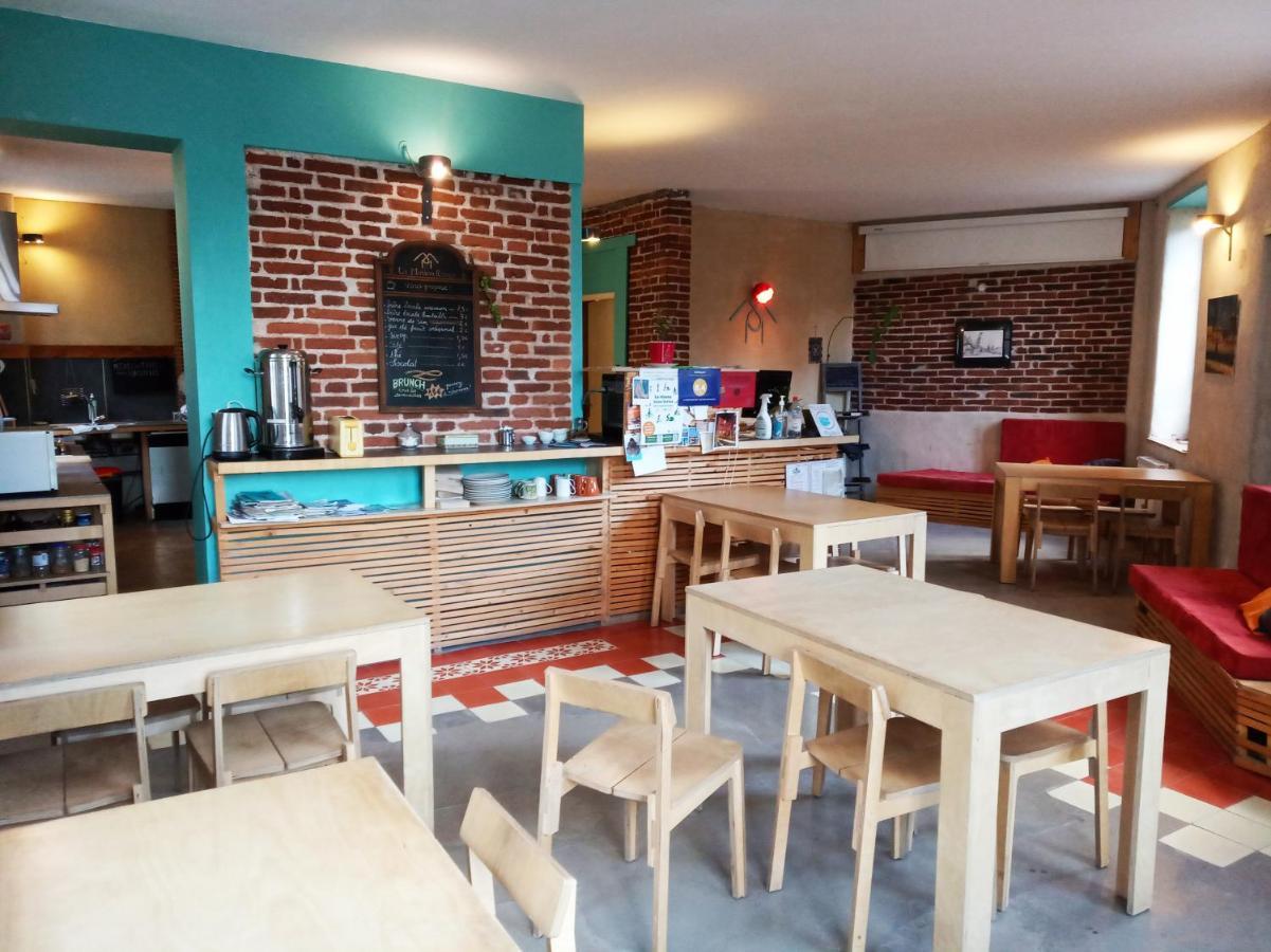 La Maison Rouge - Backpacker Hostel Saint-Etienne  Exterior foto